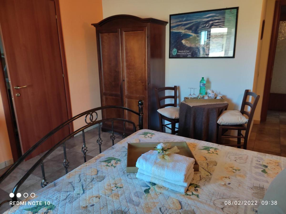 Room & Relax Eleinad กาบราส ภายนอก รูปภาพ