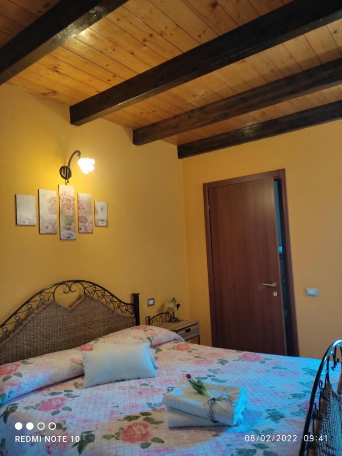 Room & Relax Eleinad กาบราส ภายนอก รูปภาพ
